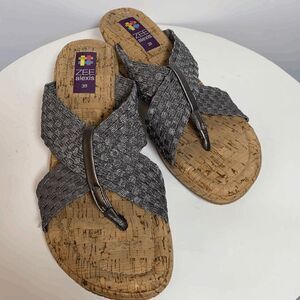 Zee Alexis Womens Sandal Slip On Crisscross Strap Size 8